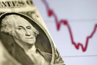 El dólar sigue debajo de los $ 1.000 a la espera de señales políticas