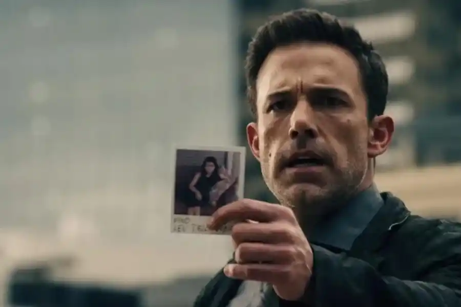 DANNY ROURKE. Un detective de Austin busca desesperadamente a su hija desaparecida.