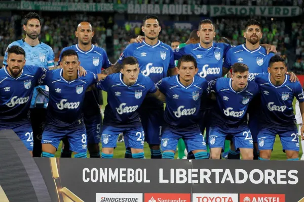 ¿Se termina el ciclo de Umbro como sponsor de Atlético Tucumán?