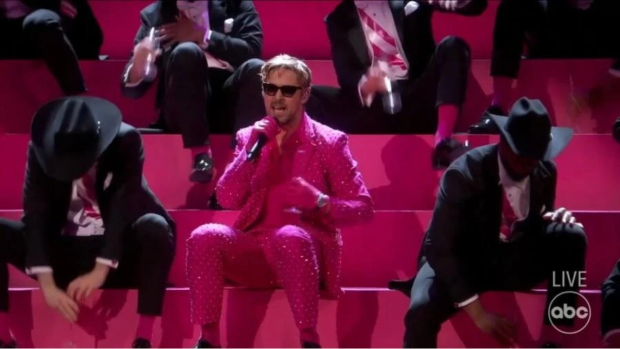 Ryan Gosling subió al escenario para interpretar “I’m Just Ken”