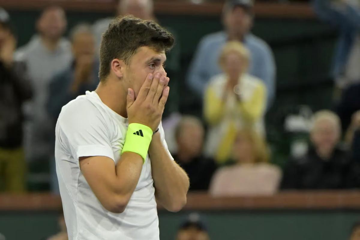 La reacción de Luca Nardi tras la victoria frente a Djokovic.