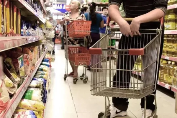 Supermercados: el consumo cayó un 7,3% en marzo