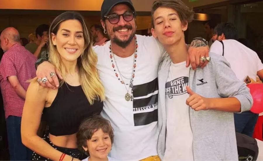 Jimena Barón y Daniel Osvaldo con sus hijos varones Morrison y Gianluca