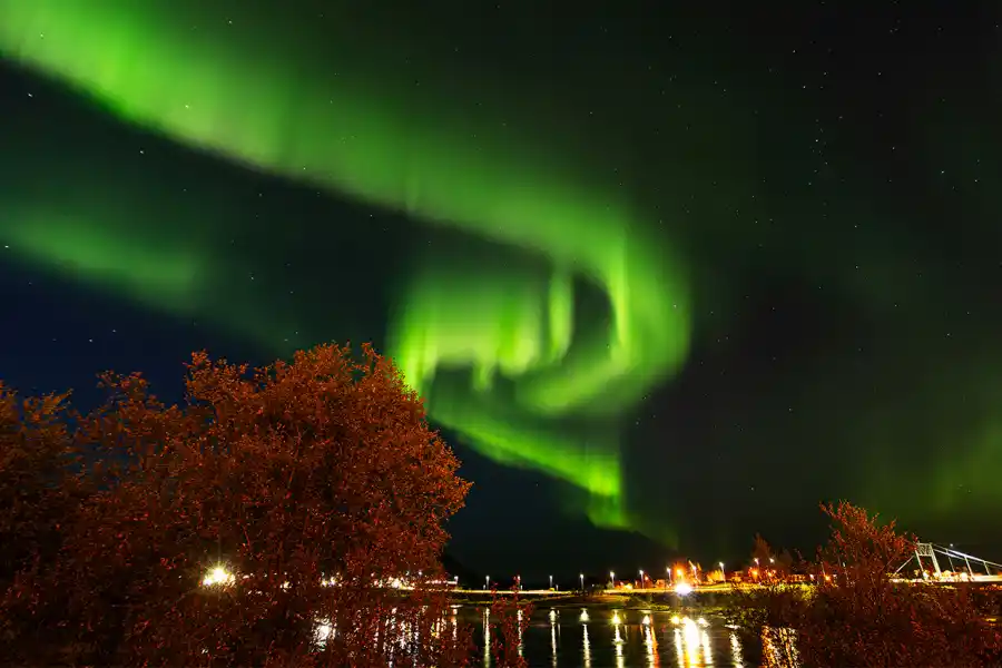 AURORA BOREAL. Foto tomada en la localidad de Selfos por el astrofotógrafo Carlos Di Nallo, durante la expedición.