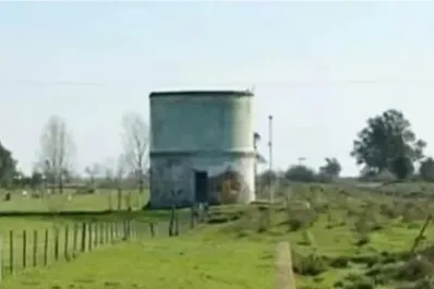 En Buenos Aires, un operario se desvaneció al reparar un pozo y bajaron cinco rescatistas, pero fallecieron todos