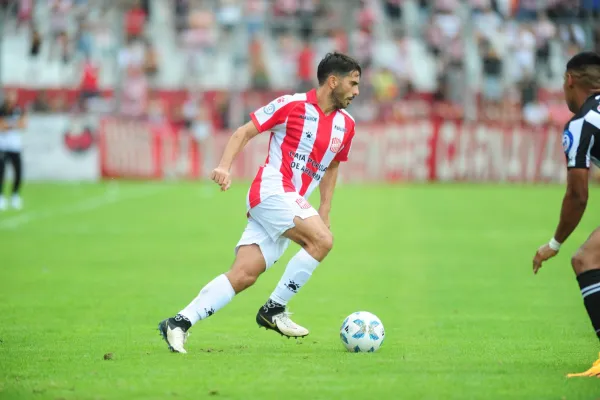 Los jugadores van haciendo suya la idea de Flores y eso no es poca cosa