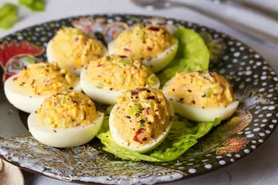 Cómo preparar huevos rellenos, la receta ideal para un día de entrenamiento