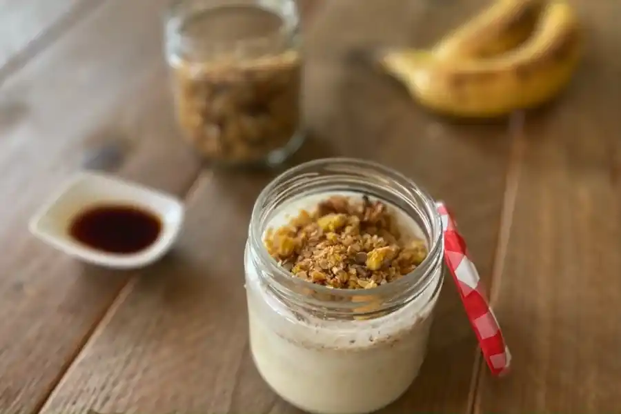 Cuatro snacks saludables, fáciles y bajos en calorías para llevar al trabajo