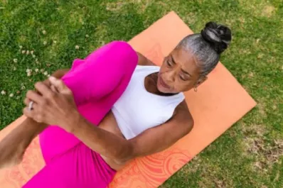 Pilates: una rutina ideal para aliviar los dolores de espalda luego de los 50 años