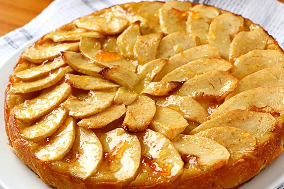 Torta de manzana: la receta sin harinas, fácil de hacer y económica