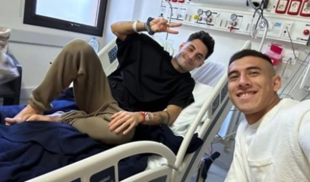 Un jugador de Estudiantes compartió una foto de Javier Altamirano en la clínica tras la descompensación