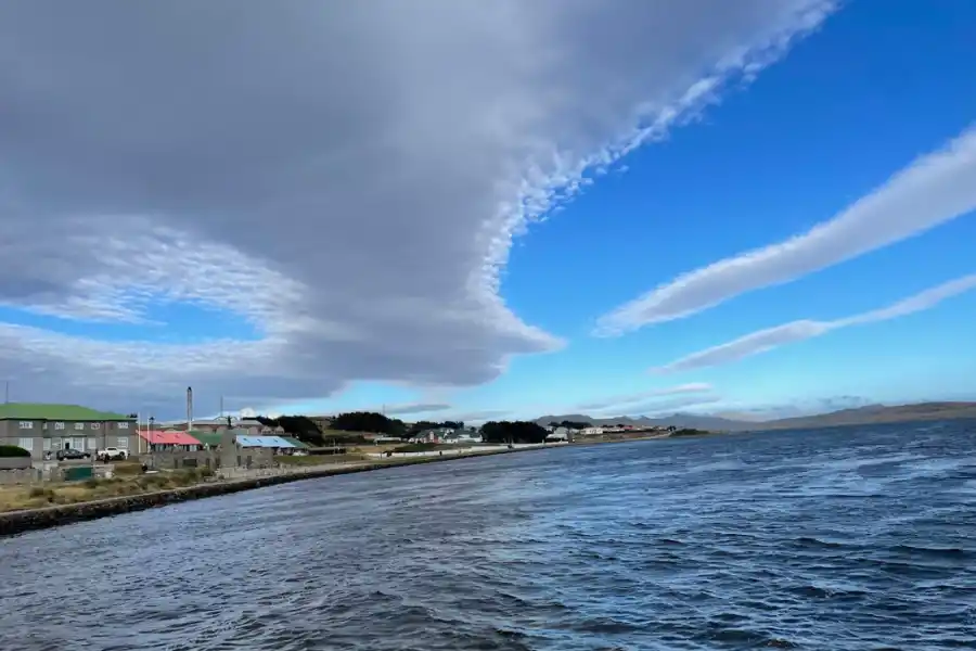 Cómo llegar a las Malvinas: cuándo ir, cuánto cuesta y otros datos para preparar el viaje