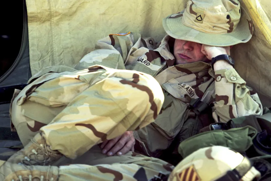 El infalible método que usan los militares para dormirse en menos de dos minutos