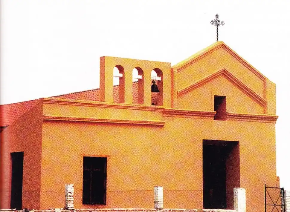 EN LA VILLA VIEJA. La Iglesia histórica de Trancas fue testigo de la temprana muerte del ex mandatario tucumano.