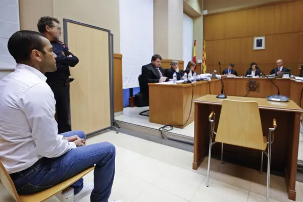 Dani Alves pagó la fianza de 1 millón de euros y saldrá de la cárcel