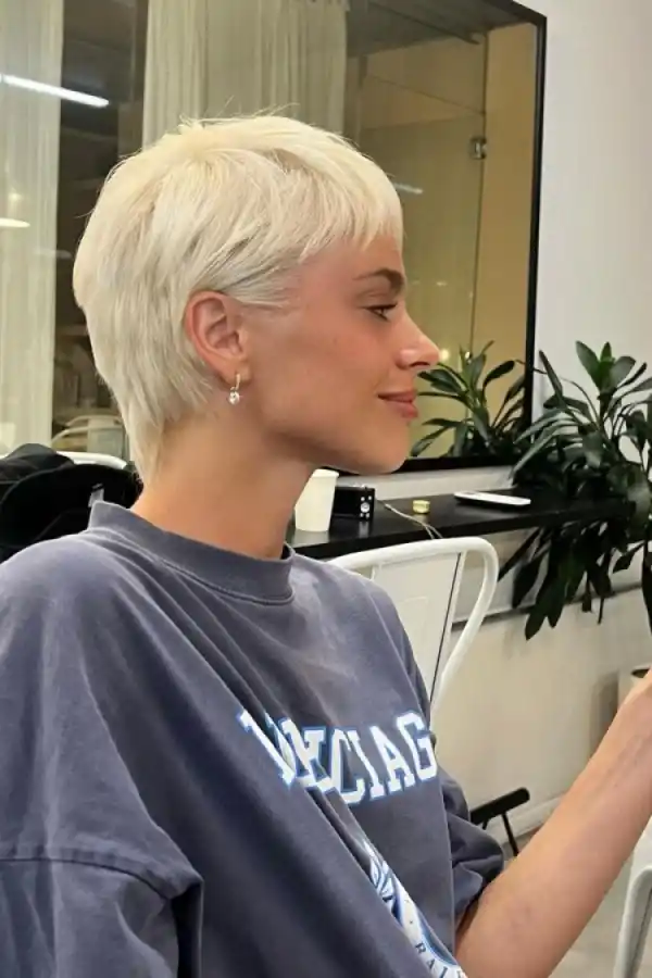 “Corte garçon”: el nuevo estilo de la famosa cantante.