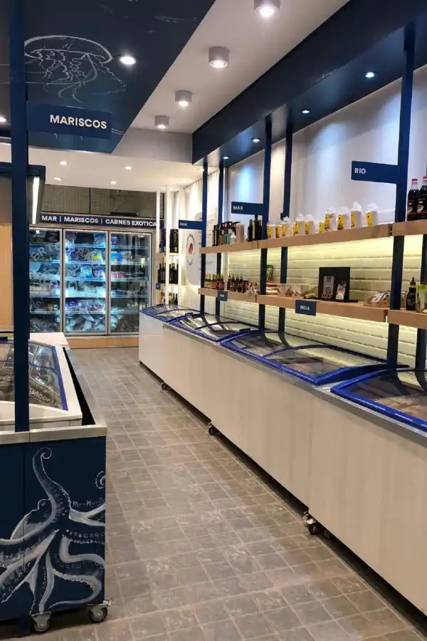 Merluza, pulpo español o lo que busques: todo se puede conseguir en Puerto Banús