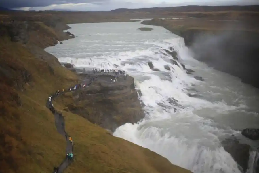 GULLFOSS. La cascada que atesora la emocionante historia de la ecologista Sigridur Tomasdottir. FOTO DE ÁLVARO MEDINA / LA GACETA