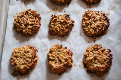 Galletas de avena rápidas: listas en 10 minutos y con solo tres ingredientes