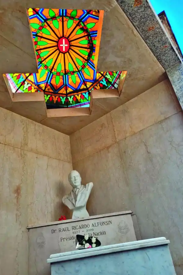 EN MEMORIA DE ALFONSÍN. Aquí descansa el ex presidente.