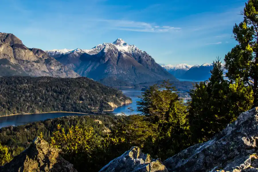 Las 10 ciudades más buscadas por los argentinos para visitar durante Semana Santa, según Google