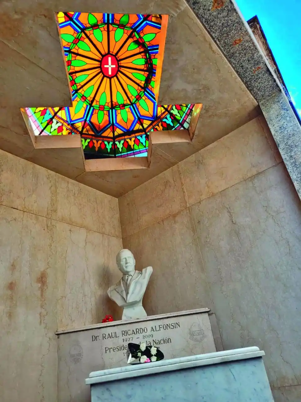 EN MEMORIA DE ALFONSÍN. Aquí descansa el ex presidente.