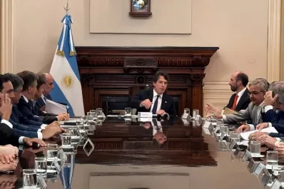 Quita de fondos a las provincias: un gobernador se bajó del Pacto de Mayo