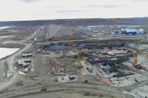 Más incertidumbre en las represas de Santa Cruz: los despidos alcanzaron a 2.200 obreros