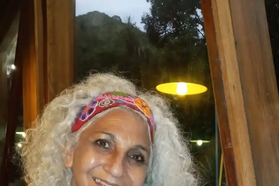 “MUÑECA BRAVA”. Norma Aparicio relatará historias para adultos de Isabel Allende, Gabriel García Márquez y de Marco Denevi en La Sodería.