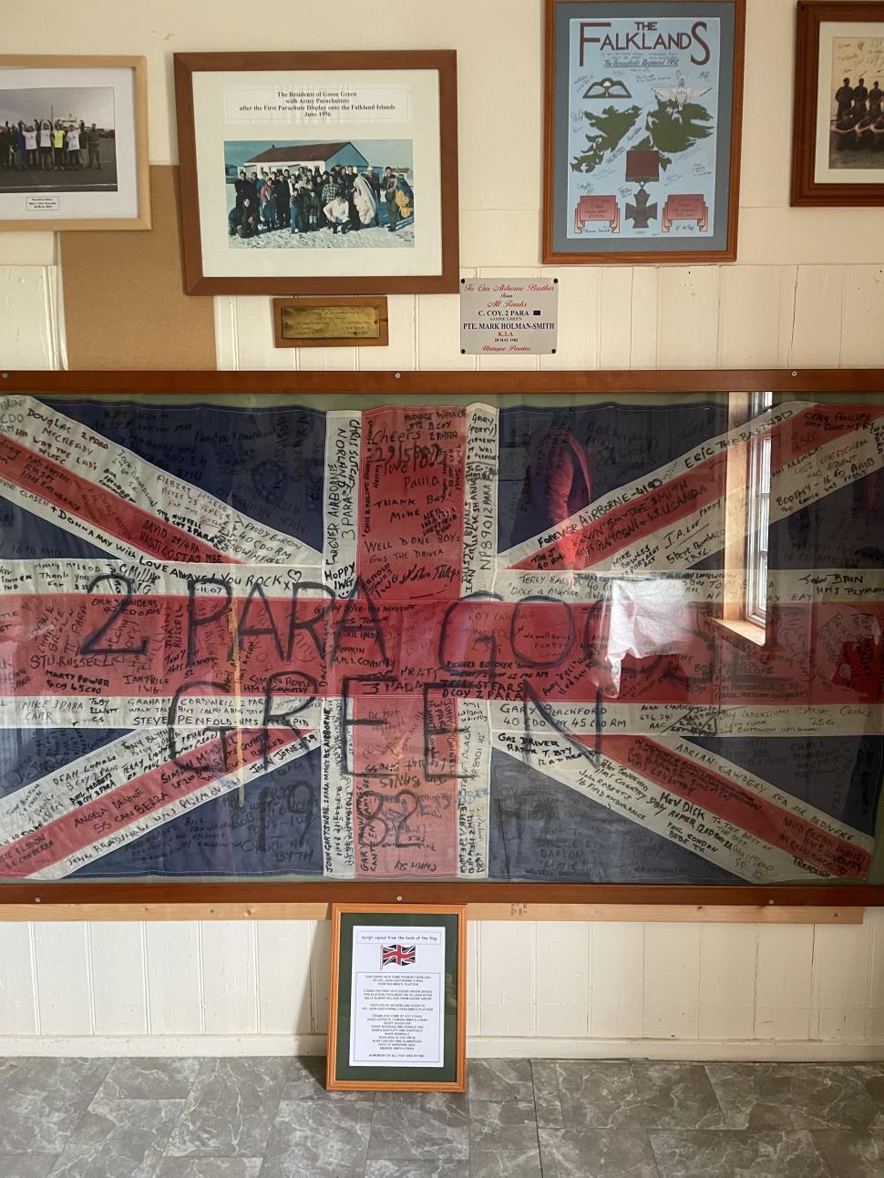 “UNION JACK”. La bandera del Reino Unido luce en el interior del museo.