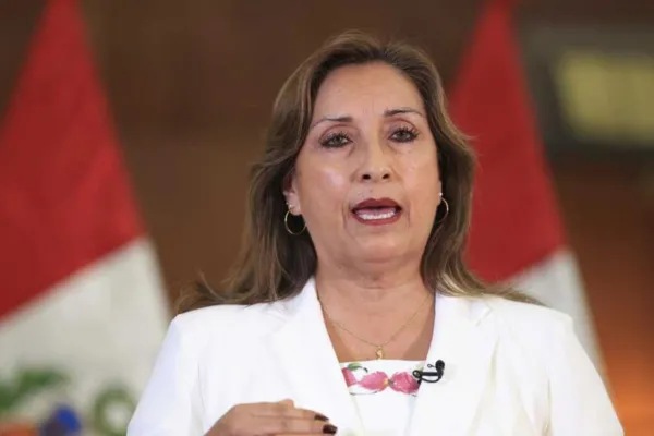 El “Caso Rolex” puede hacer caer a la presidenta de Perú