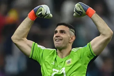 “Dibu” Martínez, cerca de ser el primer “mayor” confirmado para los Juegos Olímpicos