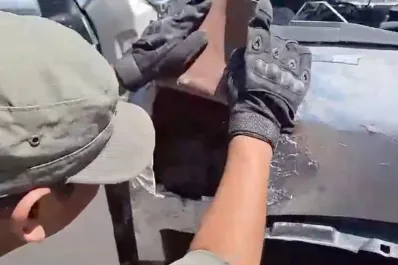 Secuestraron 67 kilos de cocaína que estaban ocultos en dos vehículos