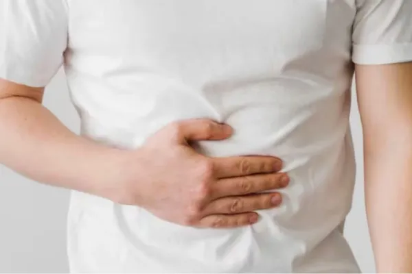 Cáncer de colon: el síntoma poco habitual que debes conocer y cómo prevenirlo