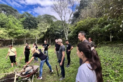 En imágenes: lapachos y ceibos para el Sendero de Anahí