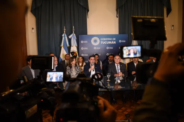 Medina Ruiz: Tucumán va a alcanzar esta semana los 25.000 casos de contagios de dengue