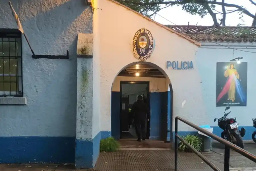 Comisaría Séptima. COMUNICACIÓN PÚBLICA