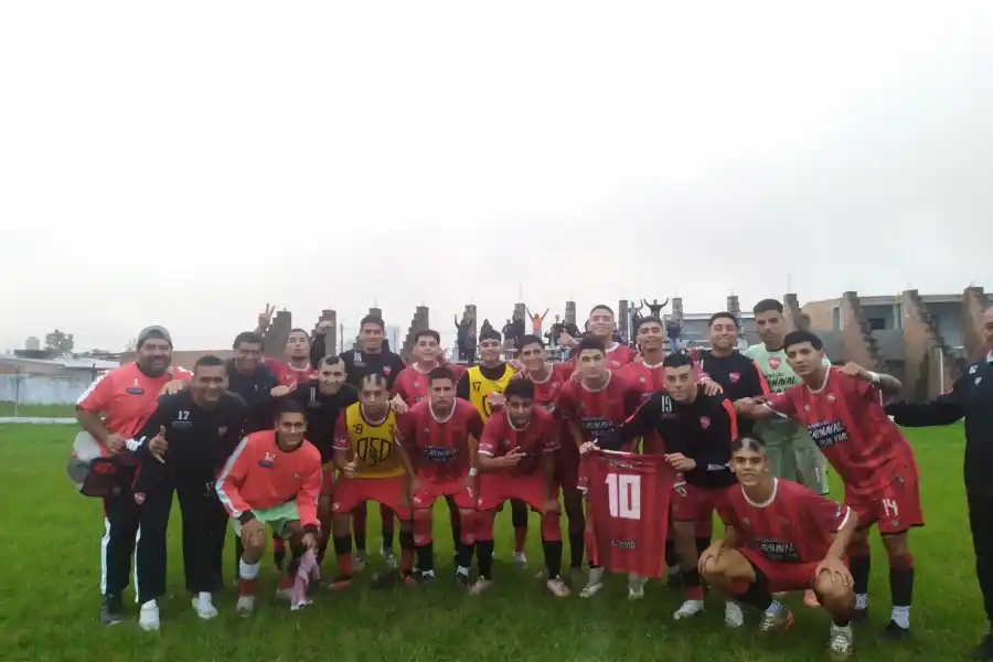Experimental y San Antonio, líderes de sus grupos en la Liga Tucumana de Fútbol