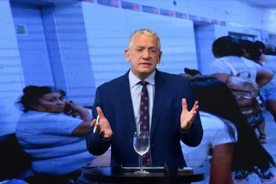 El rompecabezas de Federico van Mameren: El dengue se convirtió en una cuestión de Estado