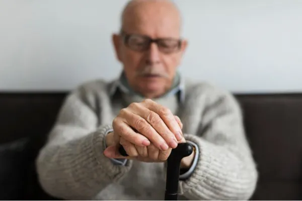 Mal de Parkinson: la señal que puede aparecer incluso años antes de los primeros síntomas