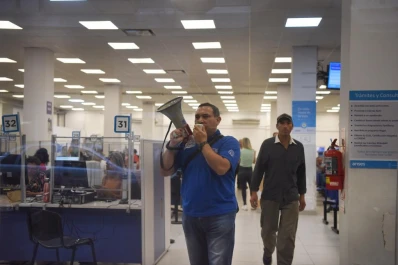 “En Anses no sobra nadie”: un paro contra el ajuste de Milei