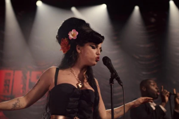 La breve y turbulenta vida de Amy Winehouse