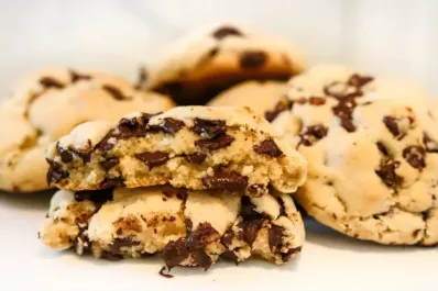 Ideal para la merienda: cómo preparar galletas con pepitas de chocolate sin harinas