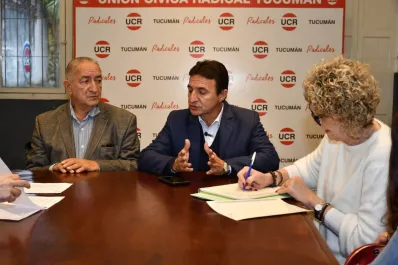 Roberto Sánchez dejó la presidencia del radicalismo tucumano