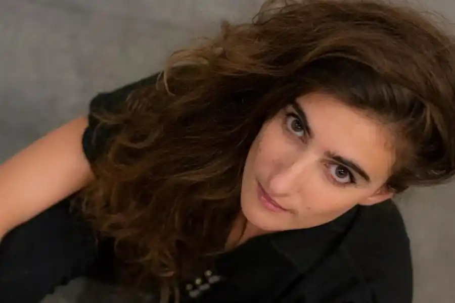 VALERIA POLORENA. La creadora.