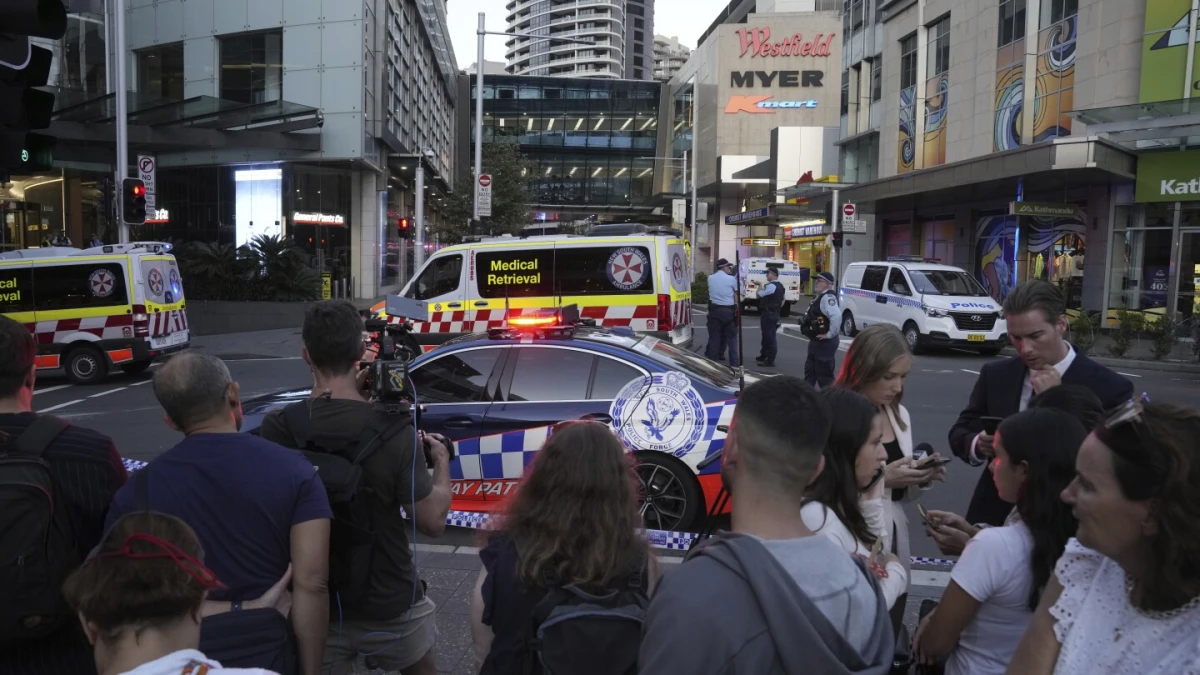  Un hombre apuñala a varias personas en un centro comercial en Sydney, Australia. 