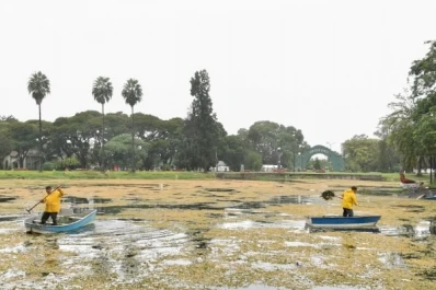 Retiran 15 toneladas de basura del Lago San Miguel, en el parque 9 de Julio
