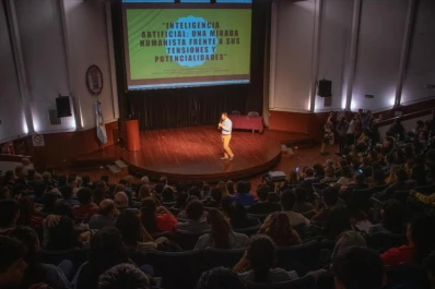Una mirada humanista de la inteligencia artificial, en el Virla