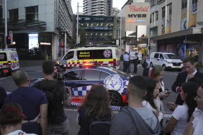 Pánico en Sidney: un hombre apuñaló y mató a varias personas en un shopping