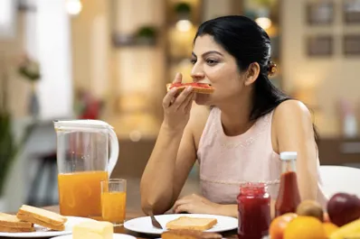 ¿A qué hora desayunar?: el momento más saludable de la mañana según la ciencia